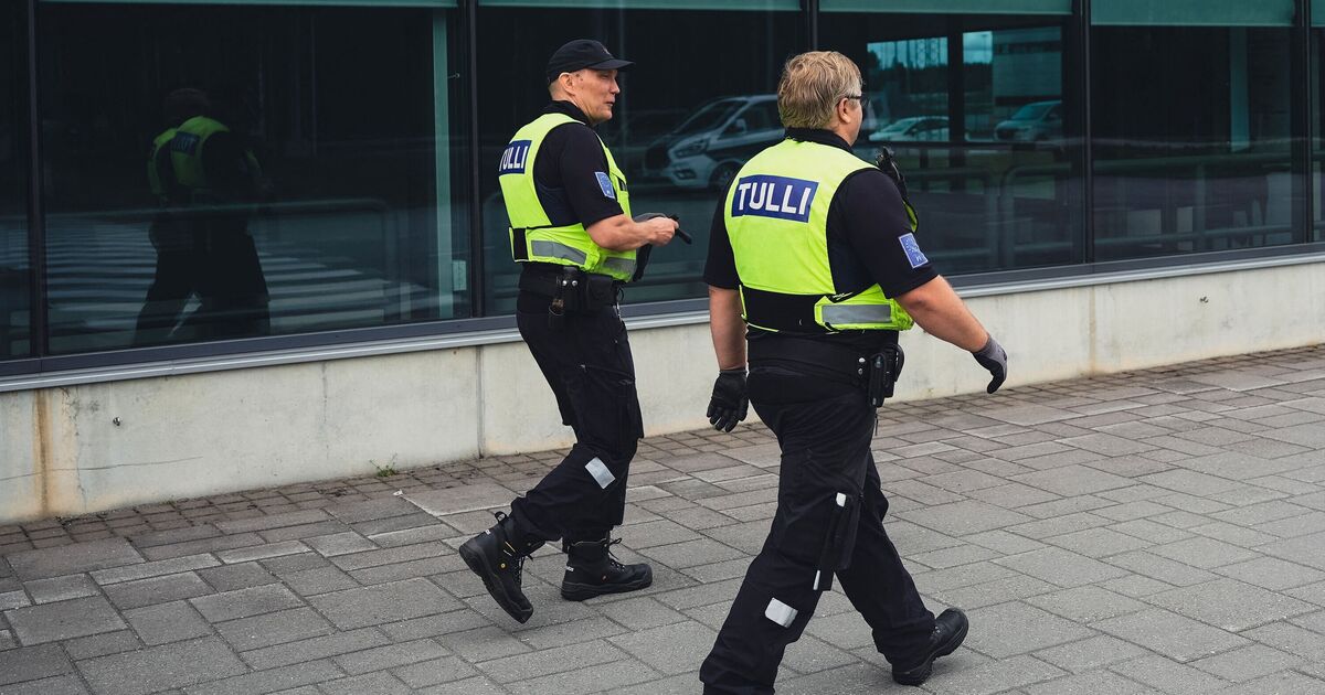 Panic in Finland as authorities investigate attempt to smuggle nuclear documents to Russia | World | News