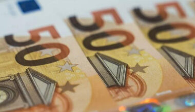 El Banco de España desmiente que vaya a retirar algunos billetes de 50 euros
