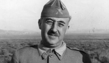 un viaje a través de la historia con la dictadura de Francisco Franco como punto de partida