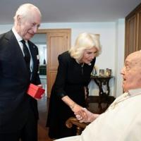 Pope in surprise St Peter's visit a day after meeting King Charles - Citizen Tribune