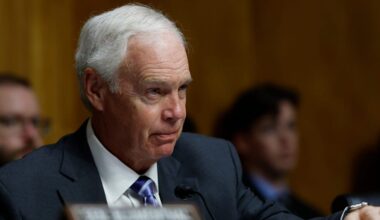 GOP Senator Says He Wants to Know the 'End Game' for Trump's Tariffs