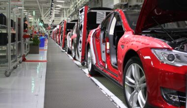 Tesla Earnings Live Updates: Profit Margins, Musk Brand Damage in Focus