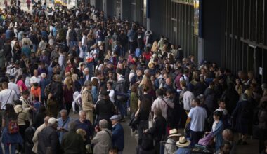 Spain and Portugal scramble to restore electricity after a still-unexplained power outage | National News