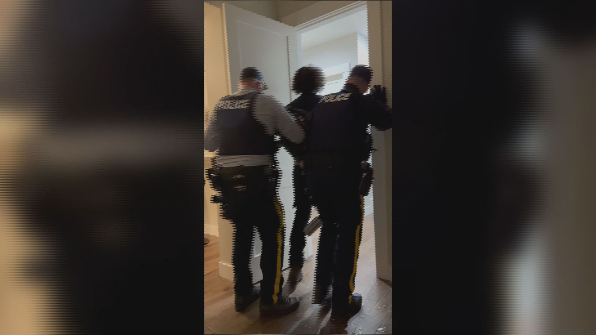 Click to play video: 'New information on terrifying Parksville home invasion'