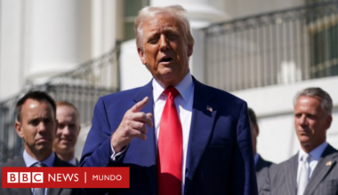 El gobierno de Trump anuncia una pausa de 90 días para los aranceles más elevados para decenas de países excepto China y las bolsas se disparan