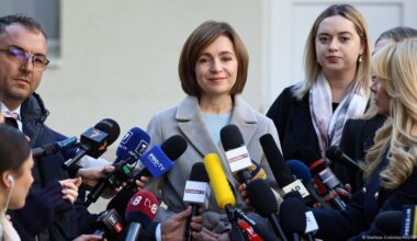 Moldova expels Russian diplomats for aiding fugitive MP – DW – 03/31/2025