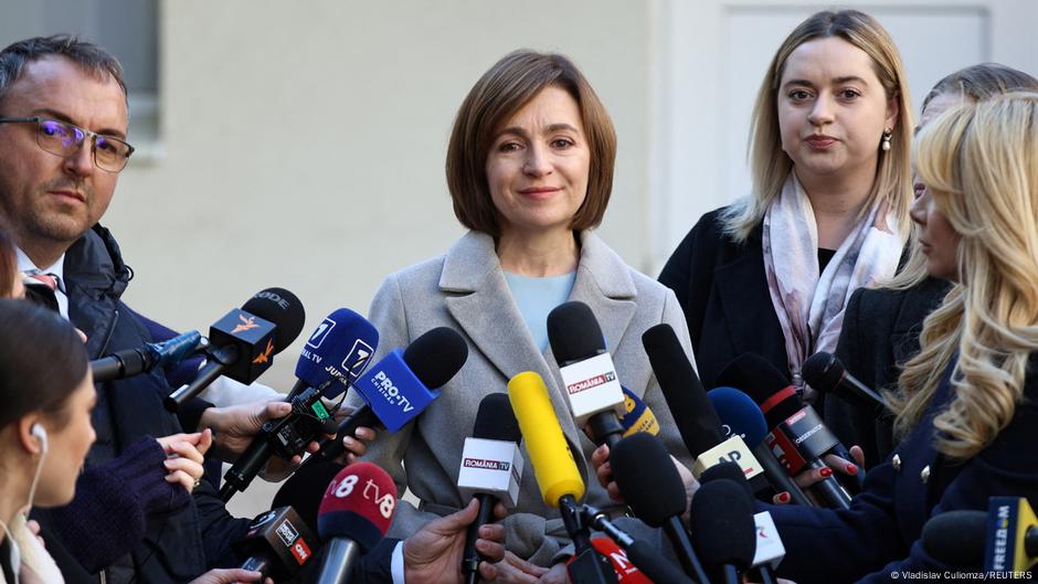 Moldova expels Russian diplomats for aiding fugitive MP – DW – 03/31/2025