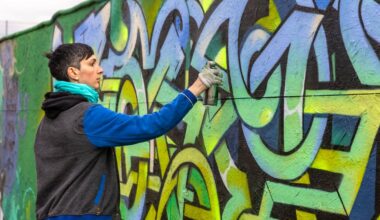 Luxemburg: Graffiti verschönert Baustelle der ehemaligen CNS