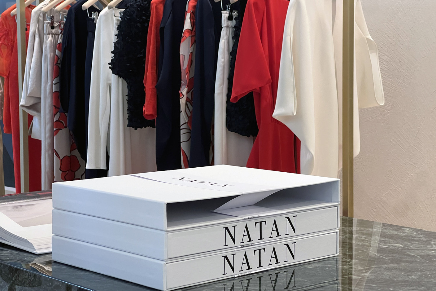 The latest collection blends floral prints, clean cuts and timeless elegance. Photo: Emilio Naud/Maison Moderne