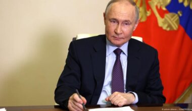 Putin announces 3-day ceasefire in May – DW – 04/28/2025