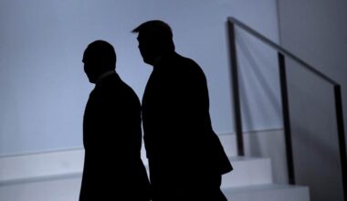 Trump urges Russia to stop strikes on Ukraine, while Kremlin explains what prevents ceasefire