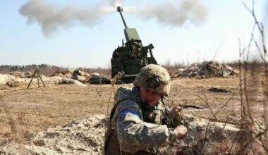 Russia loses 1,220 troops in 24 hours