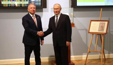 Kremlin sees no ''clear outlines'' of Ukraine deal with US
