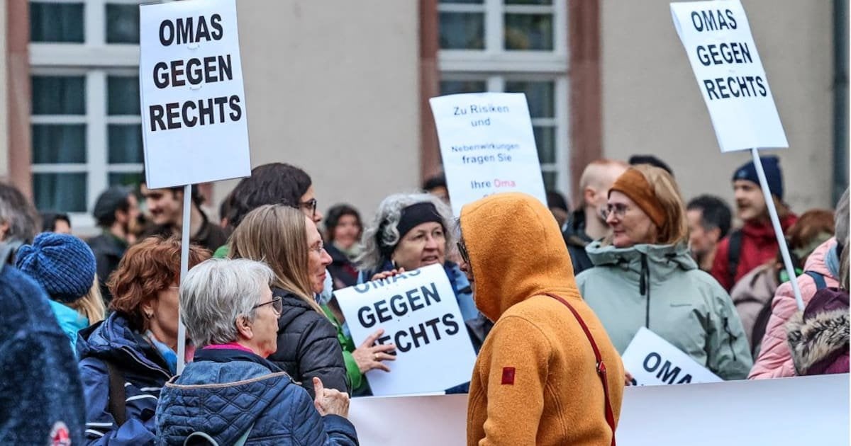 Gewaltaufruf und Vergewaltigungsfantasien: Shitstorm gegen Marburgs „Omas gegen rechts“