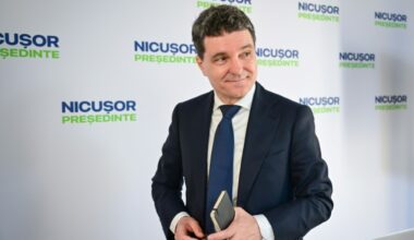 Pro-European Bucharest mayor Nicusor Dan promises to bring