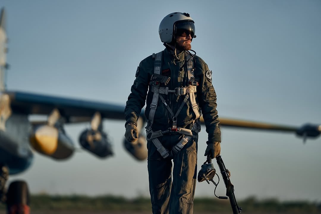 Photographers Lieber shared photos of fallen F-16 pilot Pavel Ivanov