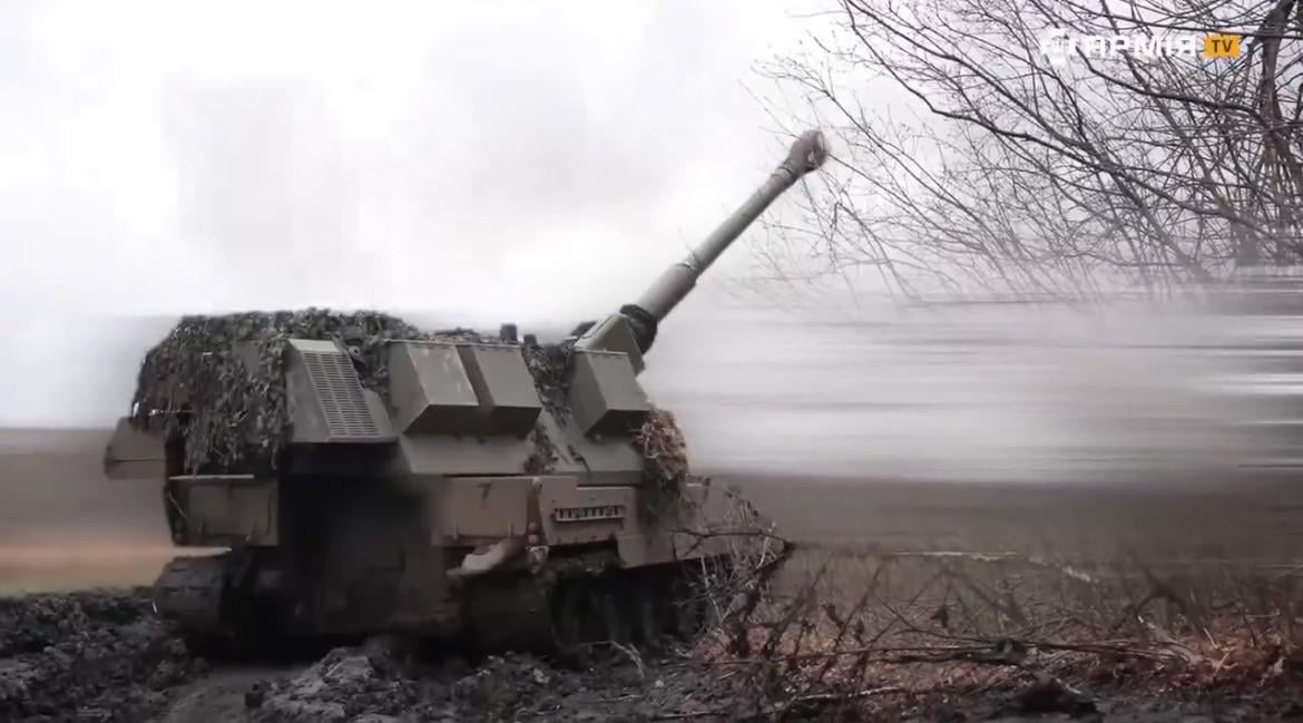 British AS-90 (155mm) self-propelled howitzer (SPH), from the Ukrainian Army - firing conventional and cluster shells at Russian targets on the eastern frontlines.