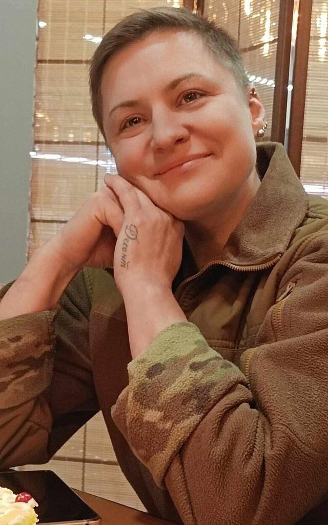Volunteer soldier in the Ukrainian Army, Anastasia Yefimova was killed in action. Reported by photographer and volunteer Oleksandra Sidletska. - "Nastya, our girl, killed in the war. Mother of two children, trainer of AvtoLady (driving school for women - ed.), and an incredibly strong woman".