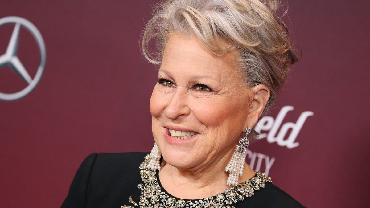 Bette Midler sells Tesla car, slams Elon Musk