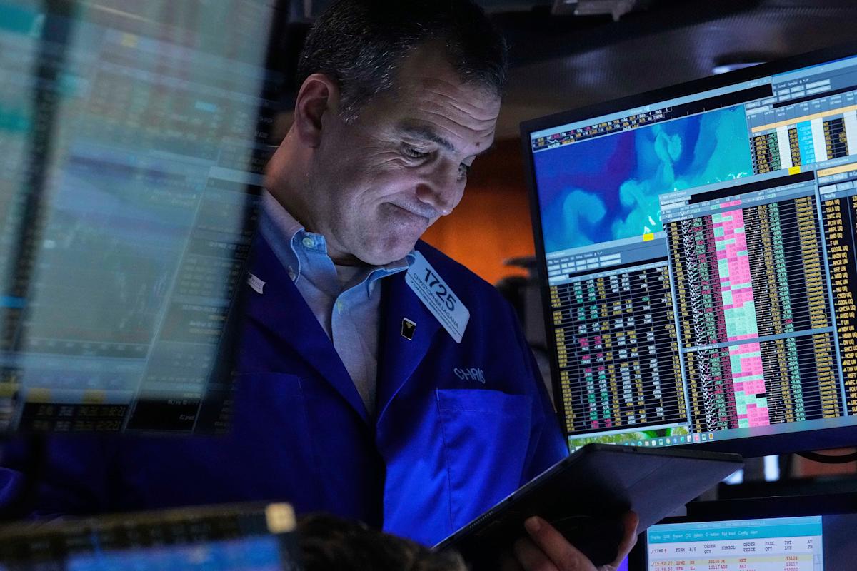 Dow, S&P 500, Nasdaq futures fall as tariff fears keep traders on edge
