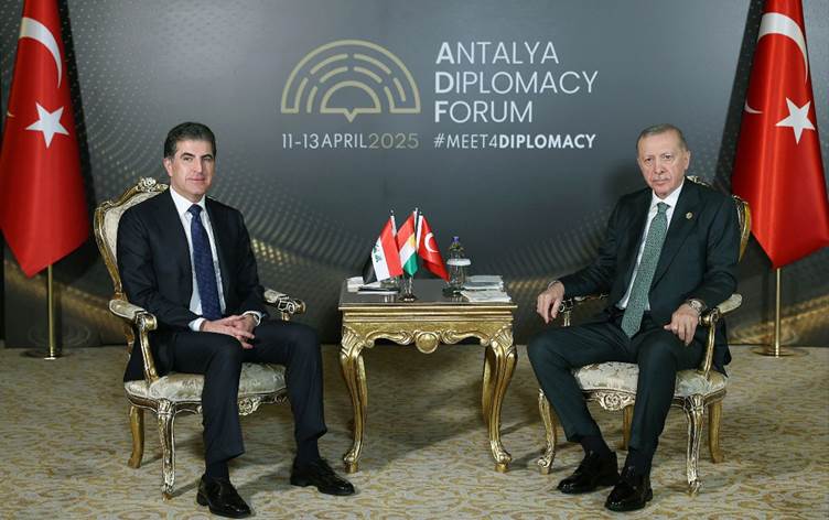 President Barzani discusses Turkey-PKK peace with...
