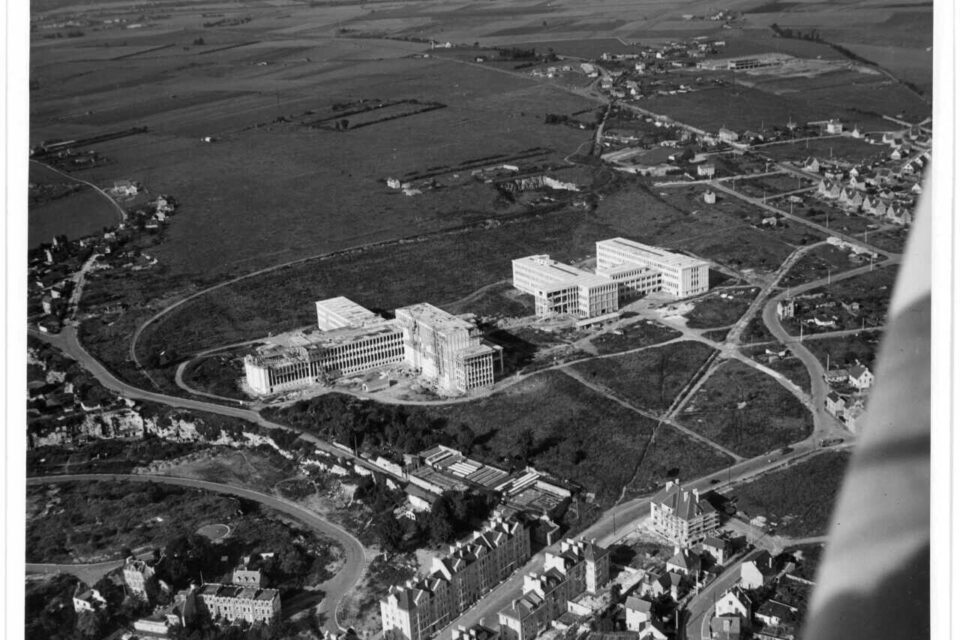 Caen - Université - vue aérienne - Reconstruction - 1952