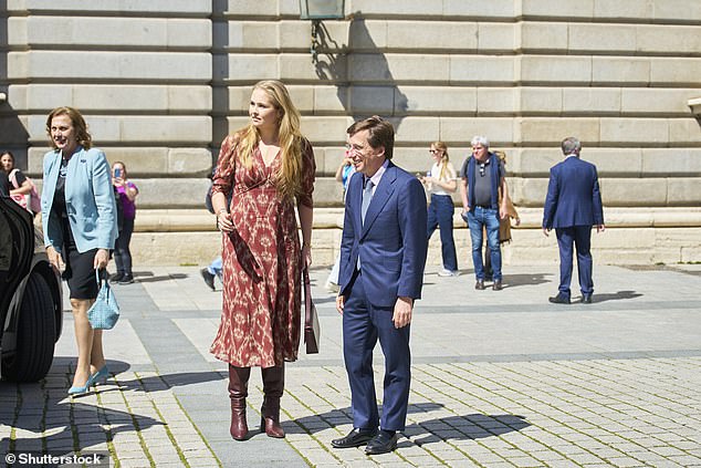 Both her parents are also tall with Queen Maxima standing at 5ft10 and King Willem-Alexander at 6ft2