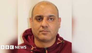 Foot fetish h﻿otel worker jailed for rape