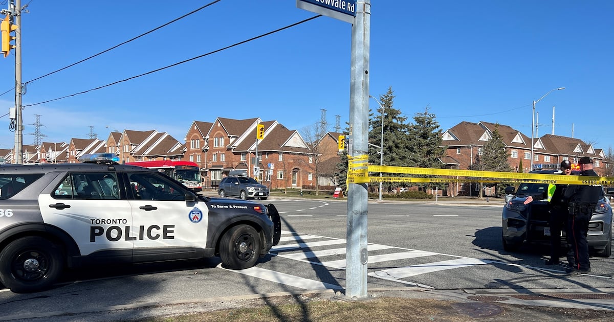 Pedestrian struck in Scarborough, intersection closed