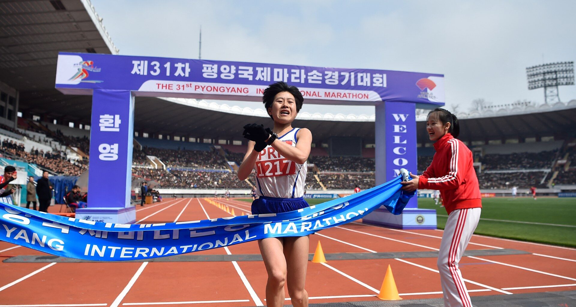 Runners compete as Pyongyang Marathon returns from COVID pause | Gallery News