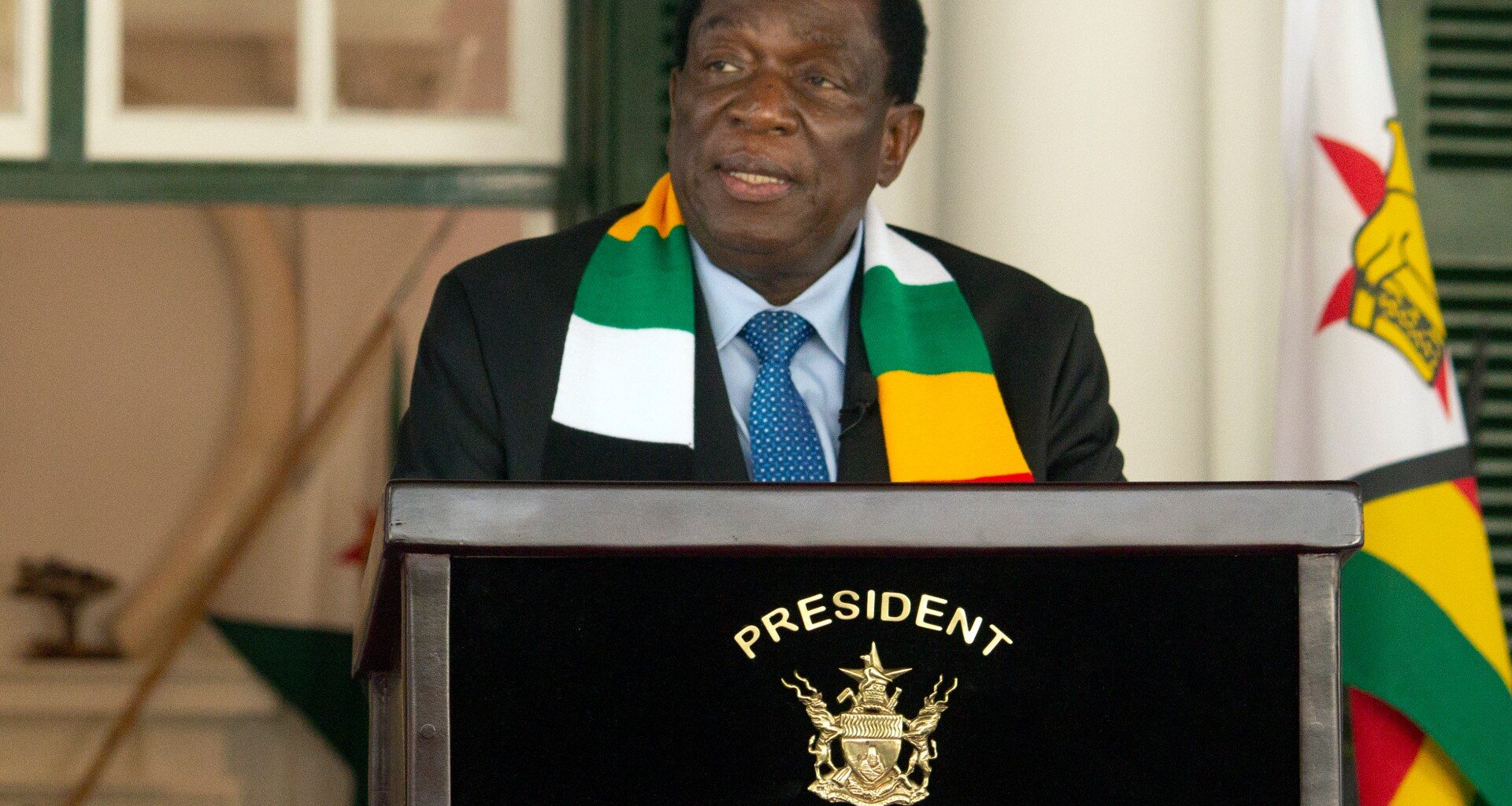 Why is Zimbabwe’s President Mnangagwa facing pressure to resign? | Politics News