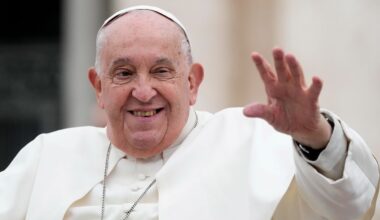 Pope Francis dies aged 88, Vatican confirms
