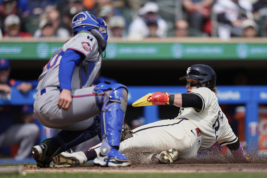 Twins' Ty France hands Mets first walk-off loss of season