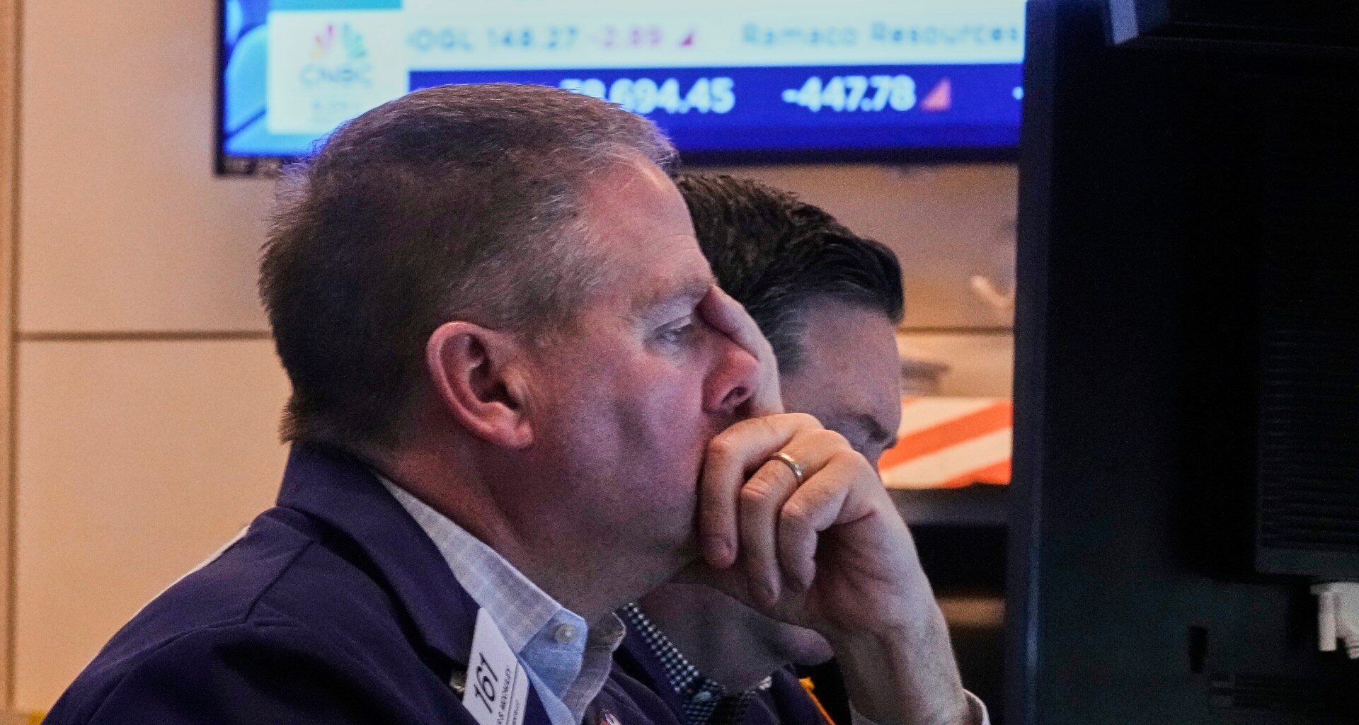 US stocks and dollar tumble as Trump renews attacks on Fed Chair Powell | Donald Trump News