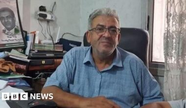 Israeli forces arrest prominent Palestinian journalist in West Bank