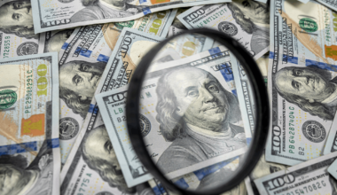 Analysts Flag Key Price Determinant for Crude Oil