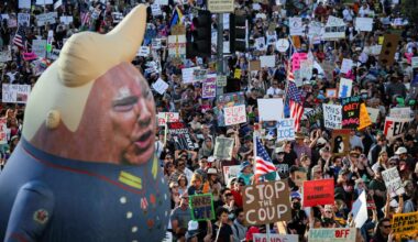 Protest tegen Trump in 50 staten, maar partijgenoten slikken hun onvrede nog in - De Standaard