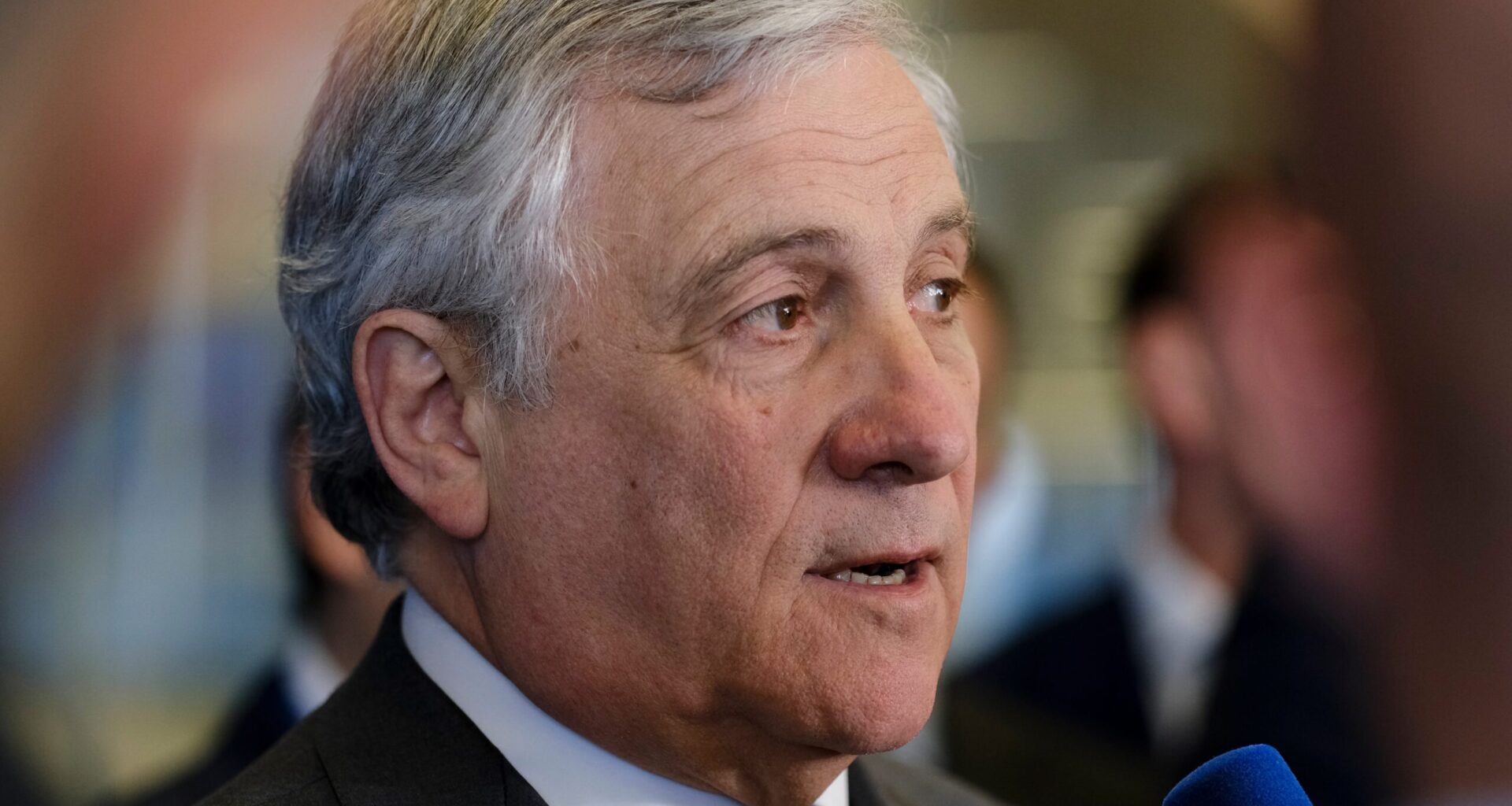 L'annuncio di Tajani: l'Italia aumenterà le spese militari al 2% del PIL