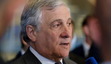 L'annuncio di Tajani: l'Italia aumenterà le spese militari al 2% del PIL
