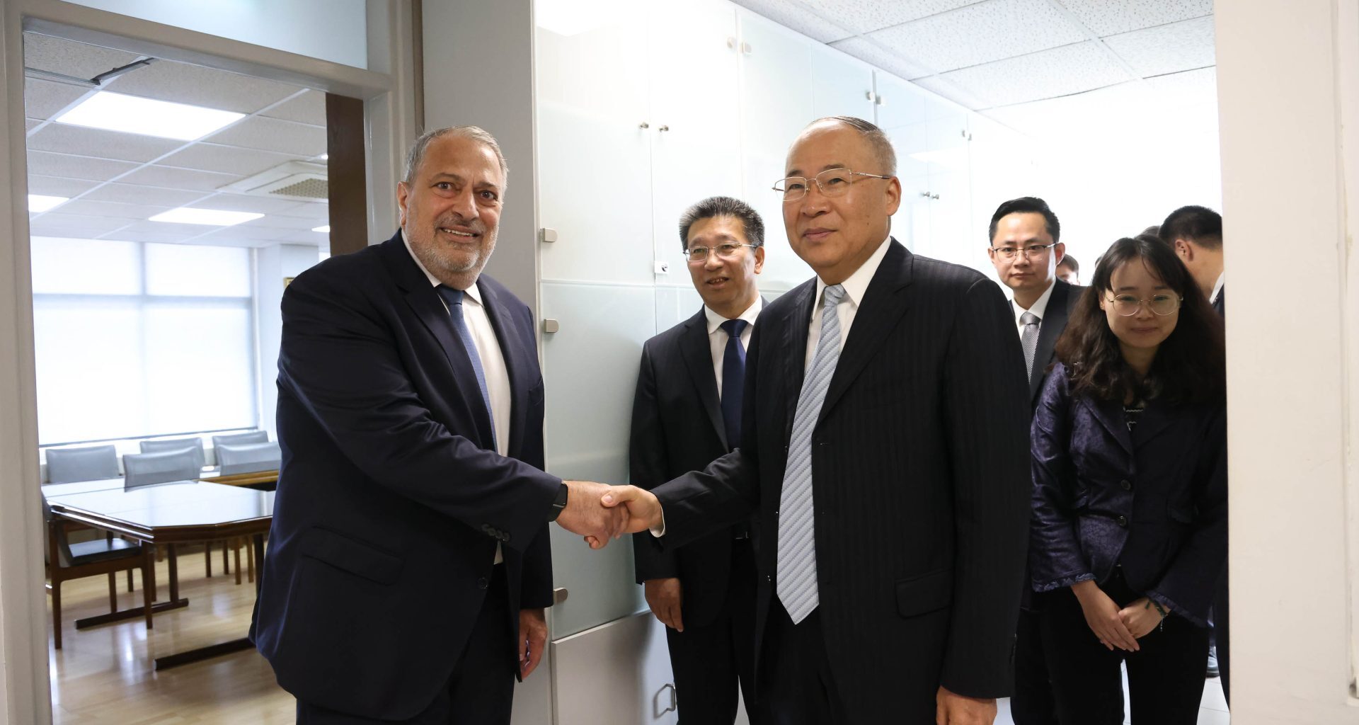 cover AG Savvides meets China’s deputy justice minister