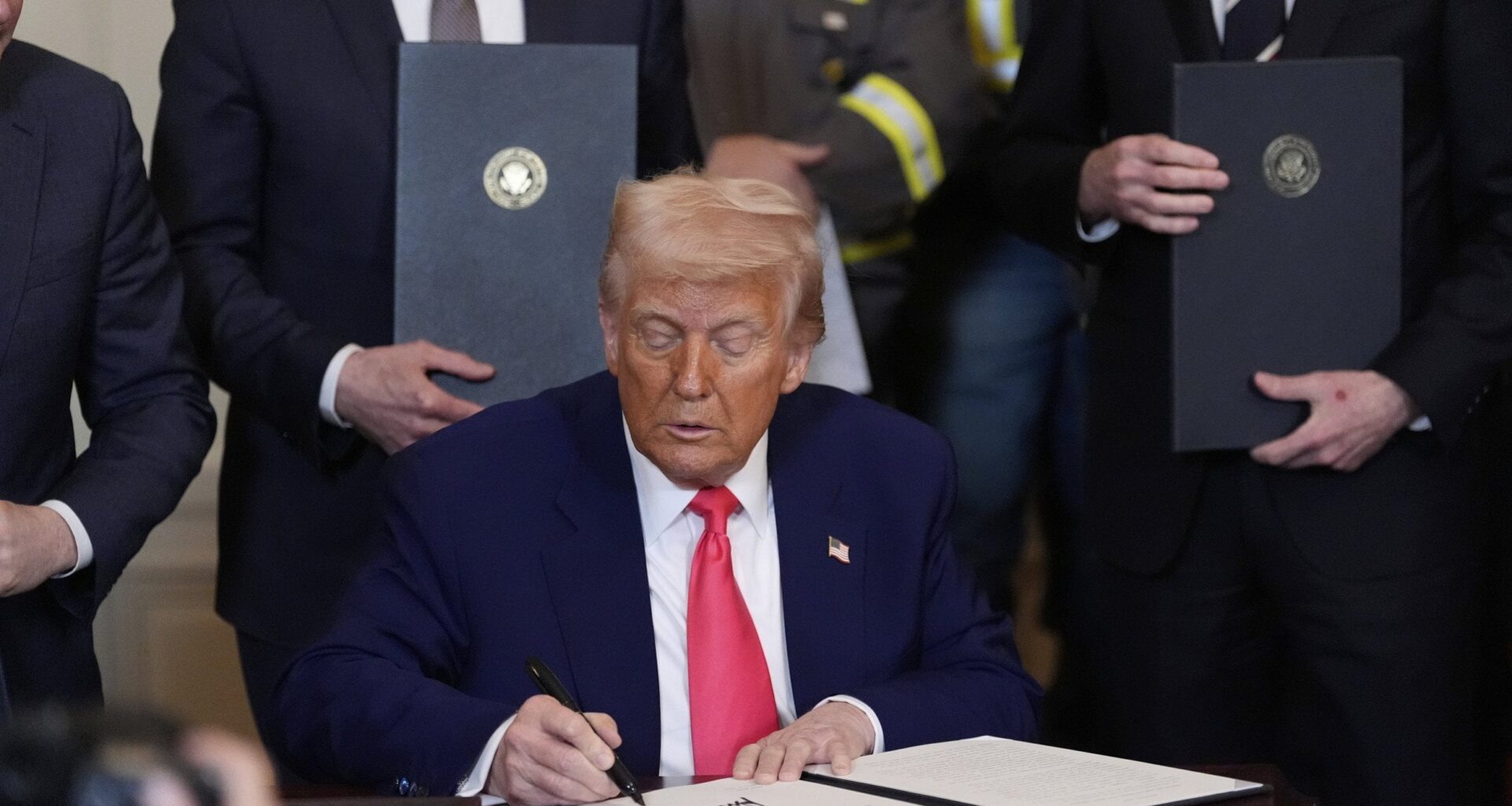 Donald Trump suffers quadruple approval rating blow