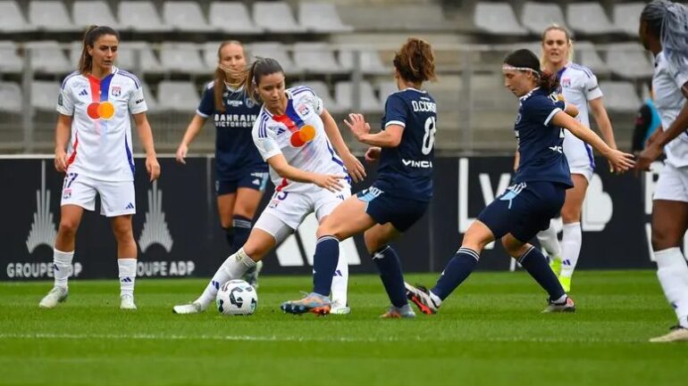 Damaris Egurrola (L'OL féminin) contre le Paris FC