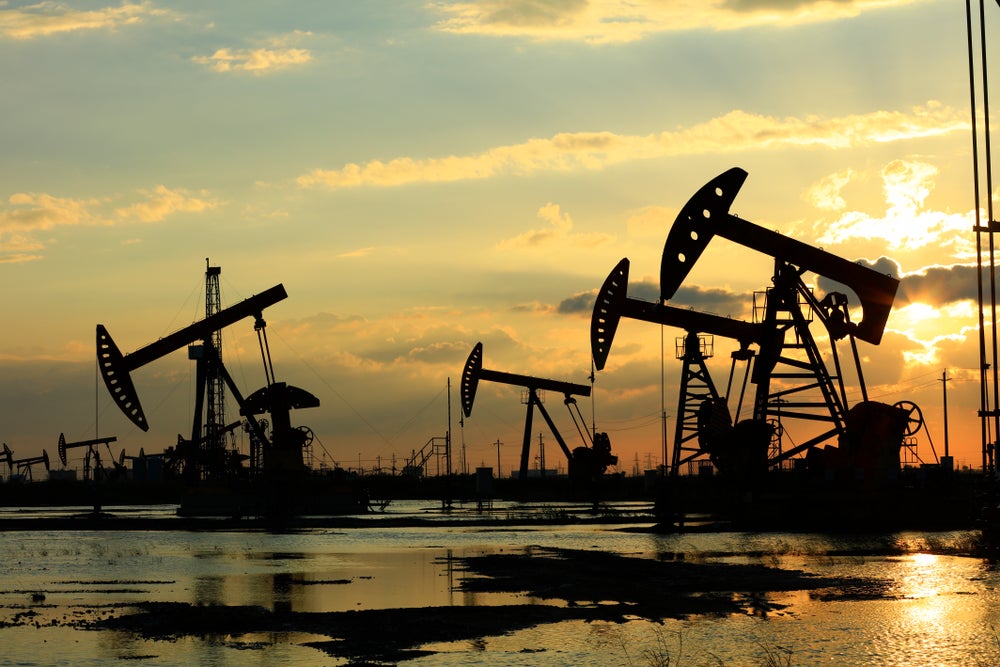 Crude Oil Down 4%; Neogen Shares Plunge After Q3 Results - Bloom Energy (NYSE:BE), Neogen (NASDAQ:NEOG)