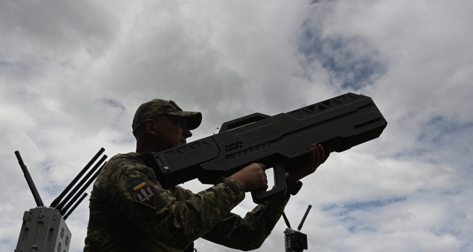 Russia suffering wave of car bomb attacks as electronic warfare chief dies