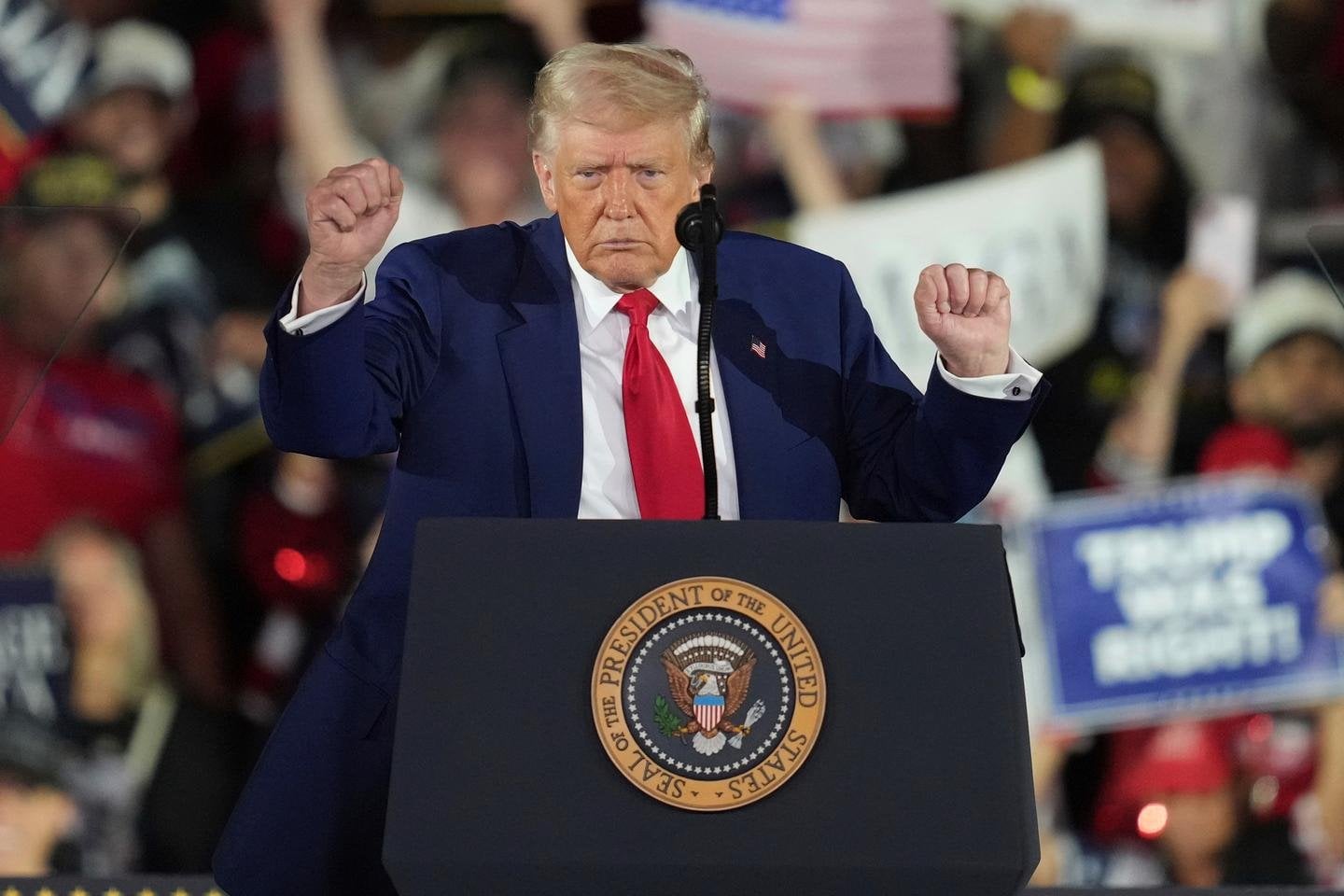 « Vous n’avez encore rien vu » : le discours de Donald Trump pour les cent premiers jours de sa présidence