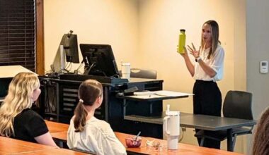 Jacksonville business owner uses AI to boost her business and others