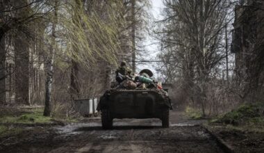 'They're hitting us with everything' — No sign of Russia's Easter 'truce,' Ukrainian soldiers say