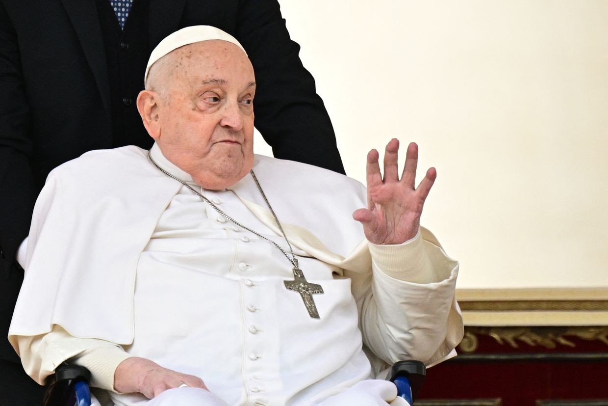 'He knew how to give hope' — Ukraine reacts to Pope Francis's passing