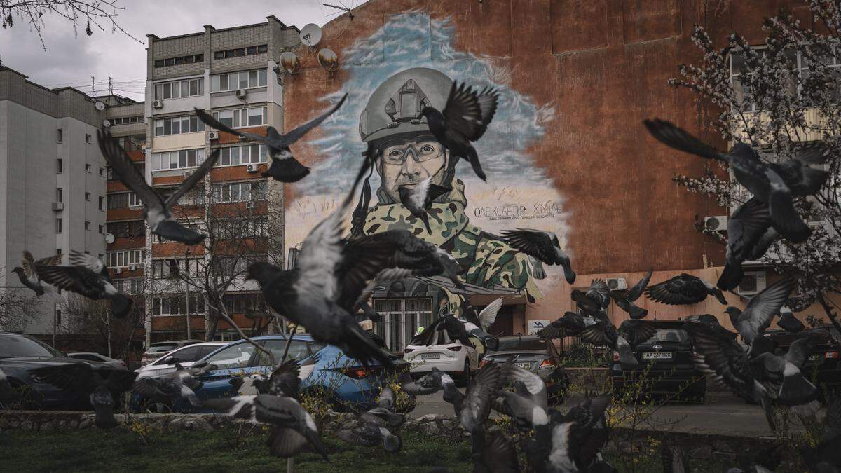 Hebben we enige grip op de vrede die ook Belgische soldaten in Oekraïne willen gaan bewaken? 