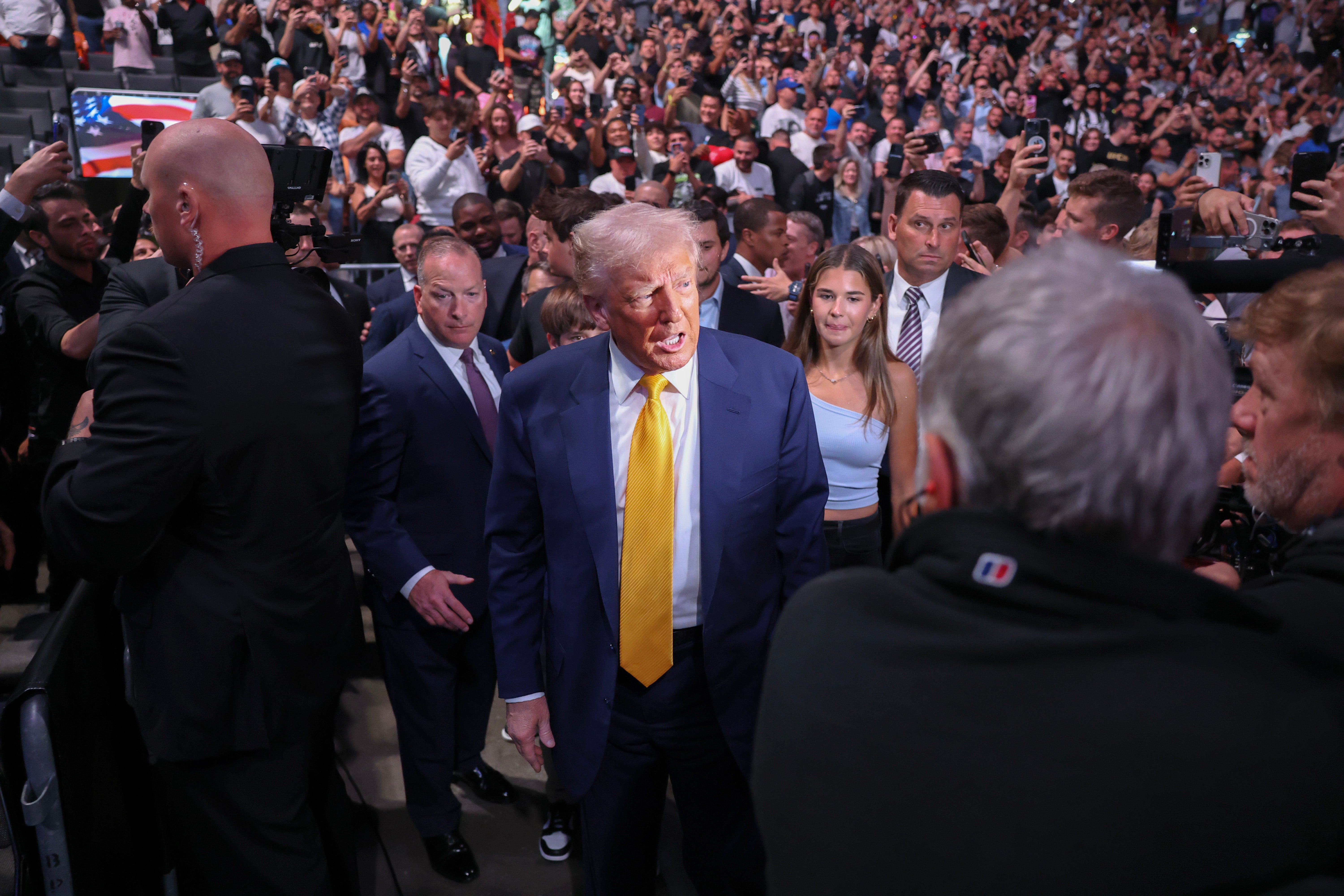 A clear majority of independents believe that Trump has no firm strategy when it comes to the implementation of tariffs, the same poll found